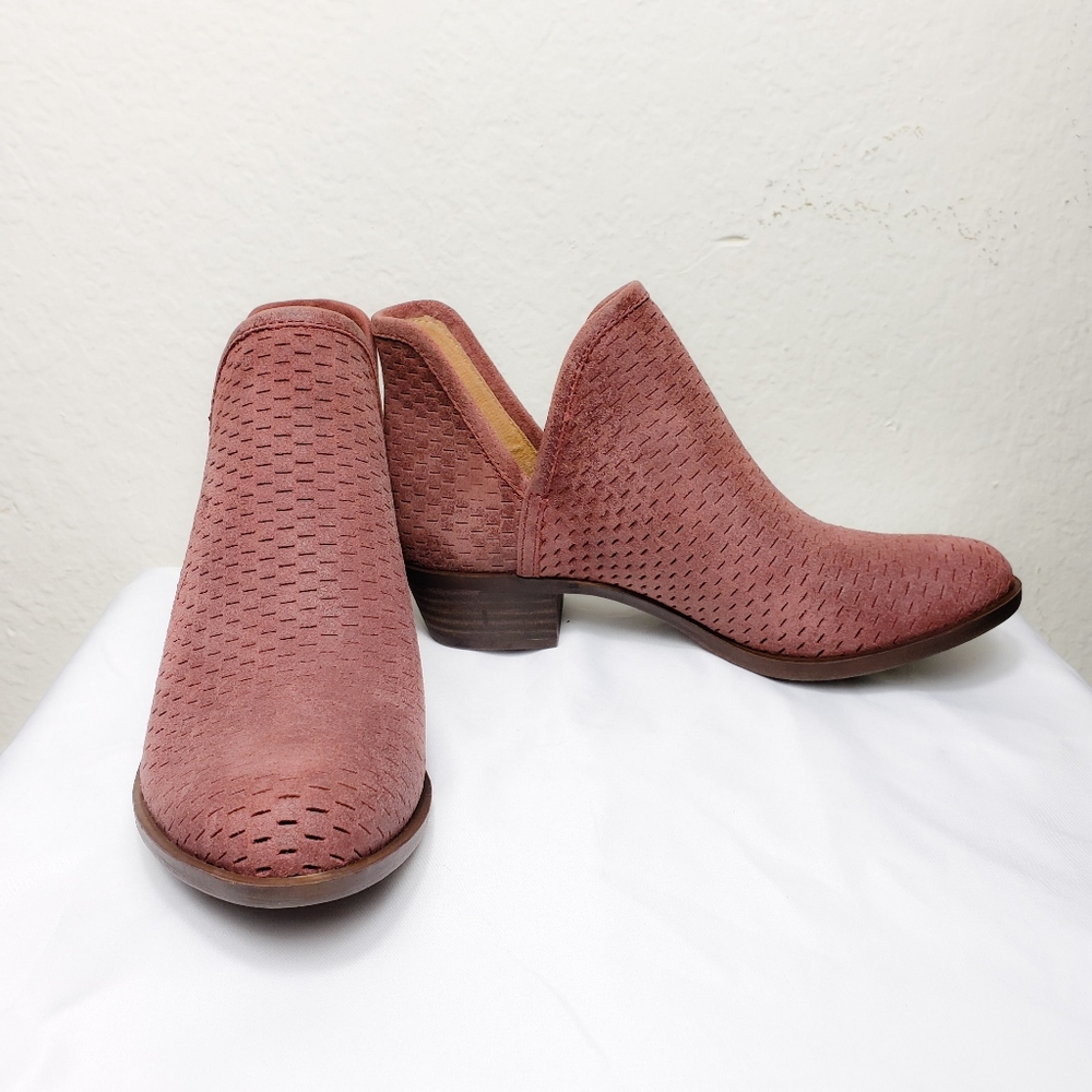 Lucky Brand womens Copper Bashina ankle booties